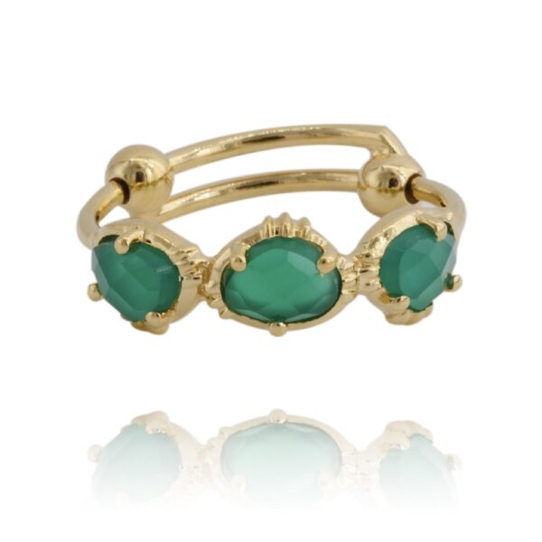bague dorée en laiton doré avec trois pierres en agate verte Au fil de LO chez Dolita bijoux