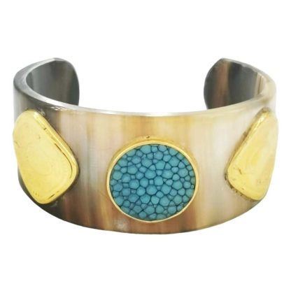 bracelet manchette en ivoire et galuchat de la créatrice de bijoux Diaperis