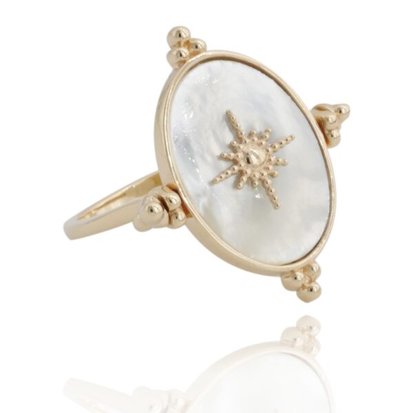 bague réversible dorée et nacre avec motif étoile bague bijoux femme tendance