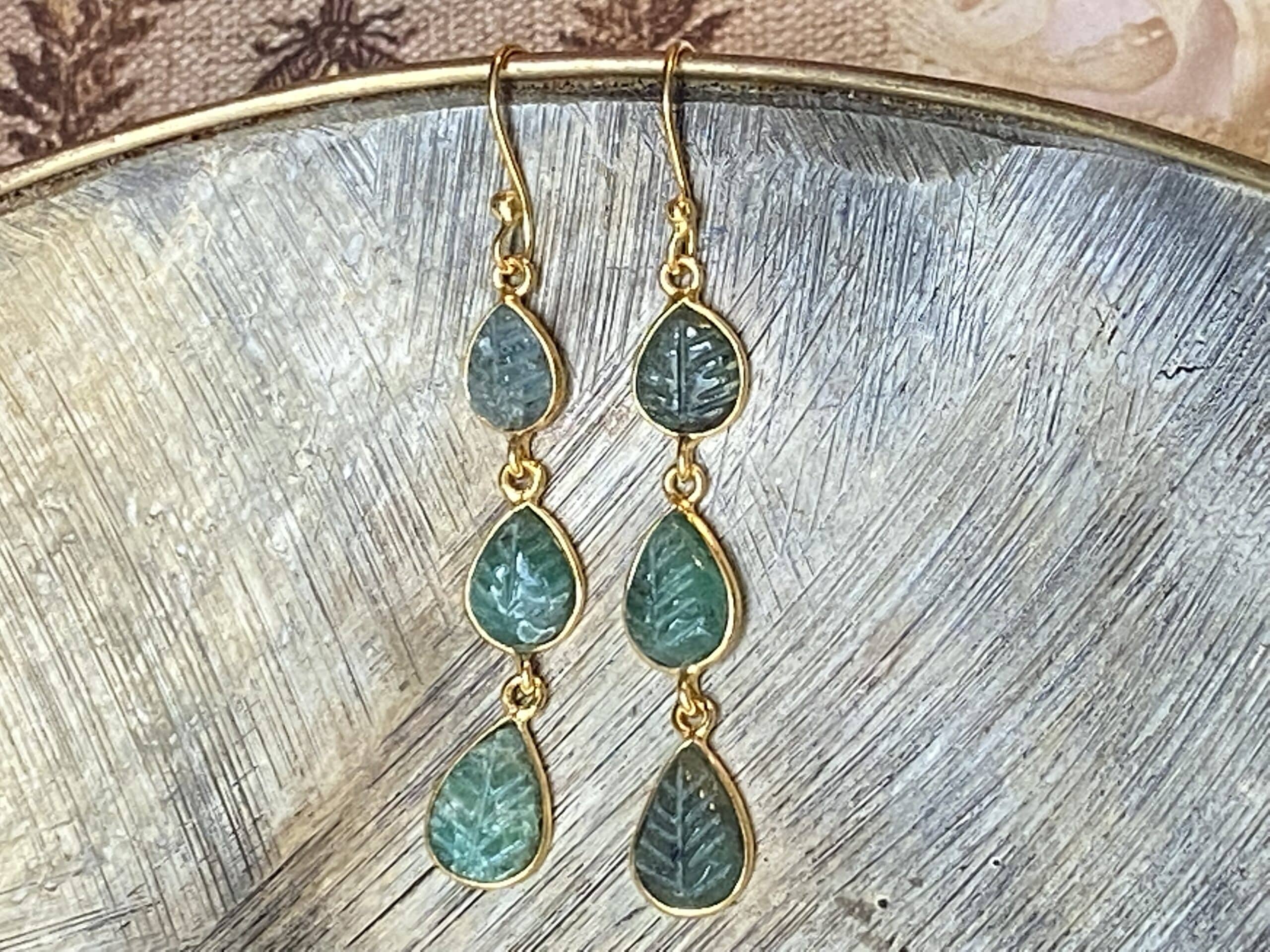 Boucles d'oreilles Abey en émeraude