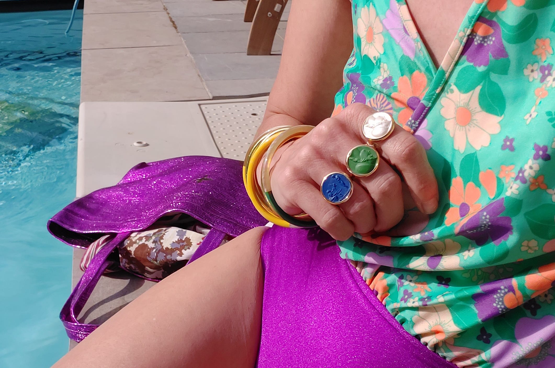 Assemblage bagues Cupid Seller bleue et Minerva blanche et verte