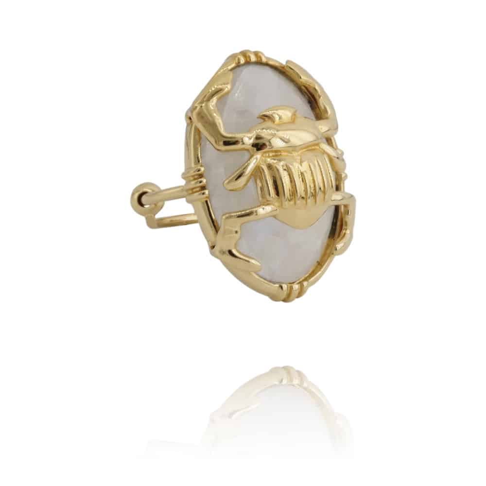 Bague scarabée large en pierre de lune par Au Fil de Lo