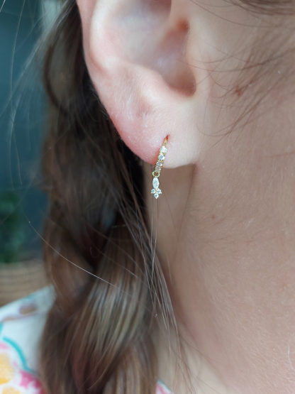 Boucles d'oreilles Alya en oxyde de zirconium blanc
