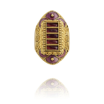 Bague Jasmine rectangle en grenat et émail violet par LA2L chez Dolita-bijoux