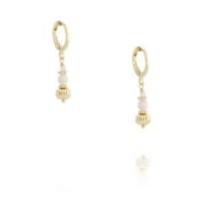 Boucles d'oreilles Mini créoles Hila avec pierre jaspe blanc par Petite Madame chez Dolita-bijoux