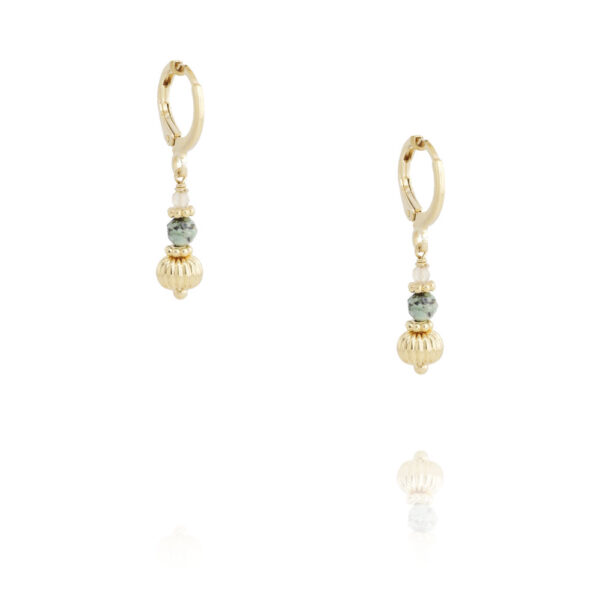 Boucles d'oreilles Mini créoles Mila avec pierre turquoise africaine par Petite Madame chez Dolita-bijoux