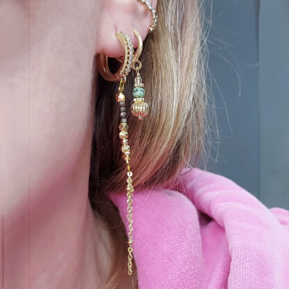 Boucles d'oreilles Mini créoles hila par Petite Madame chez Dolita-bijoux