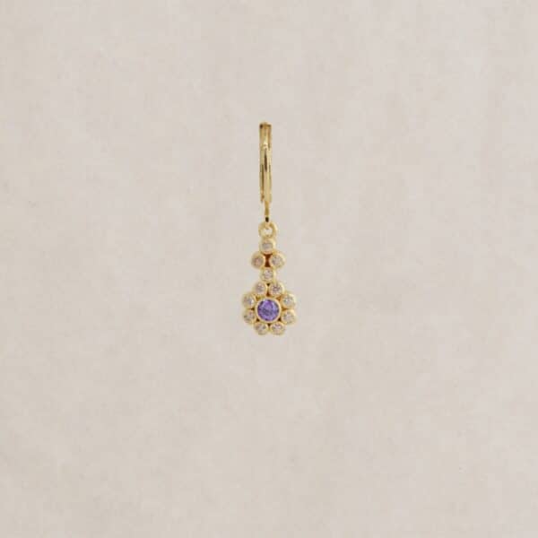 Boucle d'oreille Daisy Violet à l'unité de Virginie Berman en plaqué or 18K, sertie de zirconiums bruns et roses