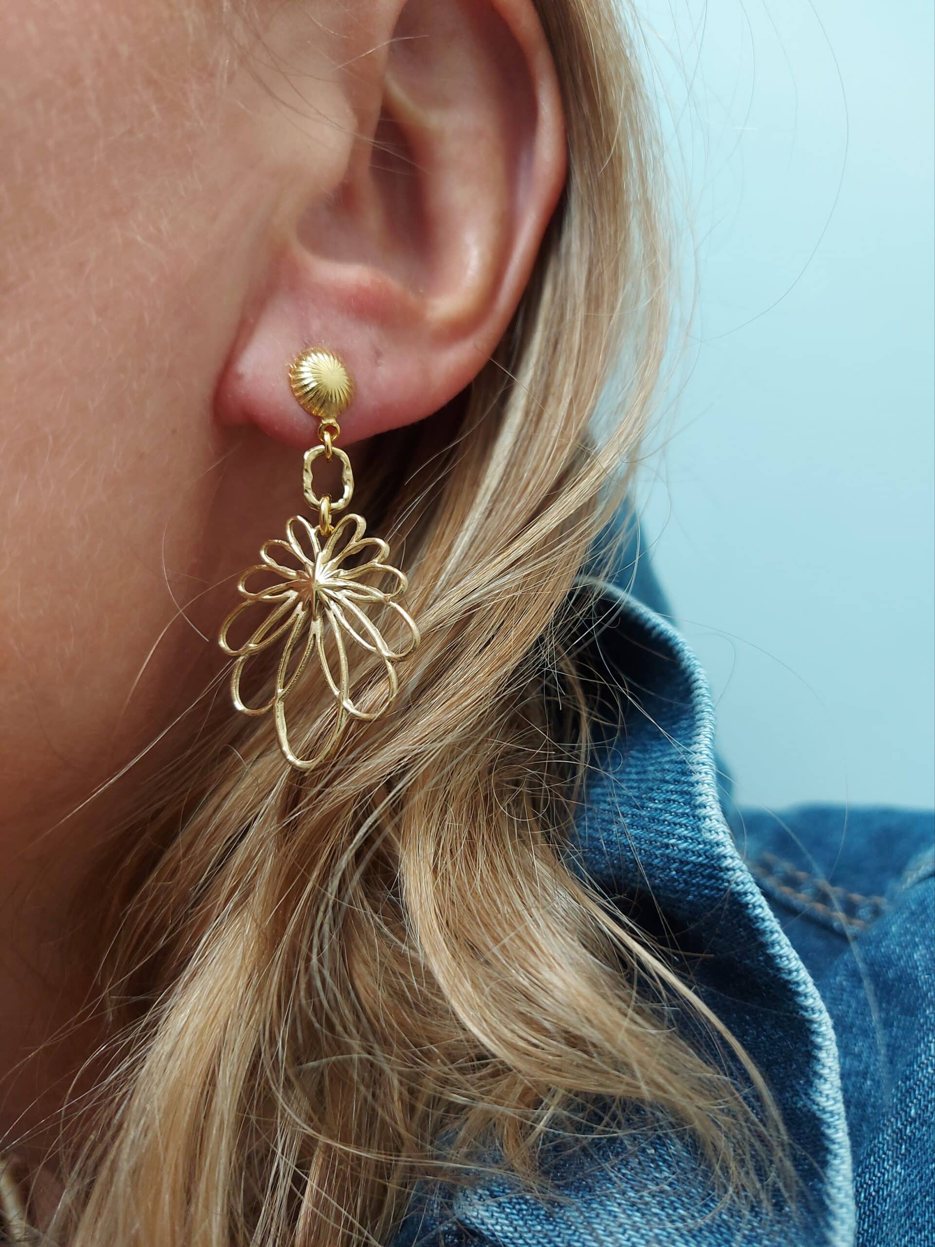 Boucles d’oreilles Jorgina – Forme Leaf martelé, grand modèle - Image 2