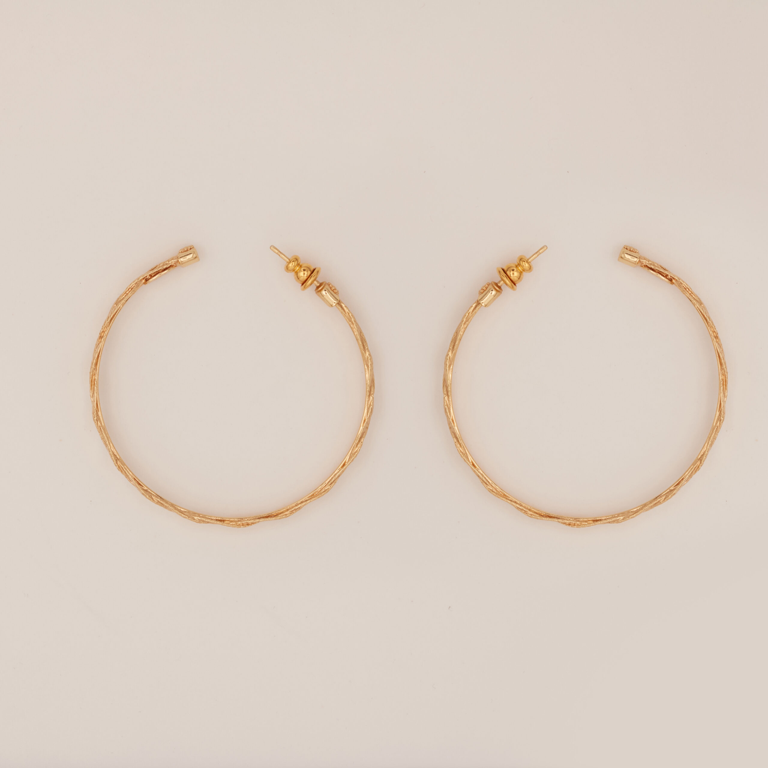 Boucles d'oreilles créoles Tresse moyen modèle dorées