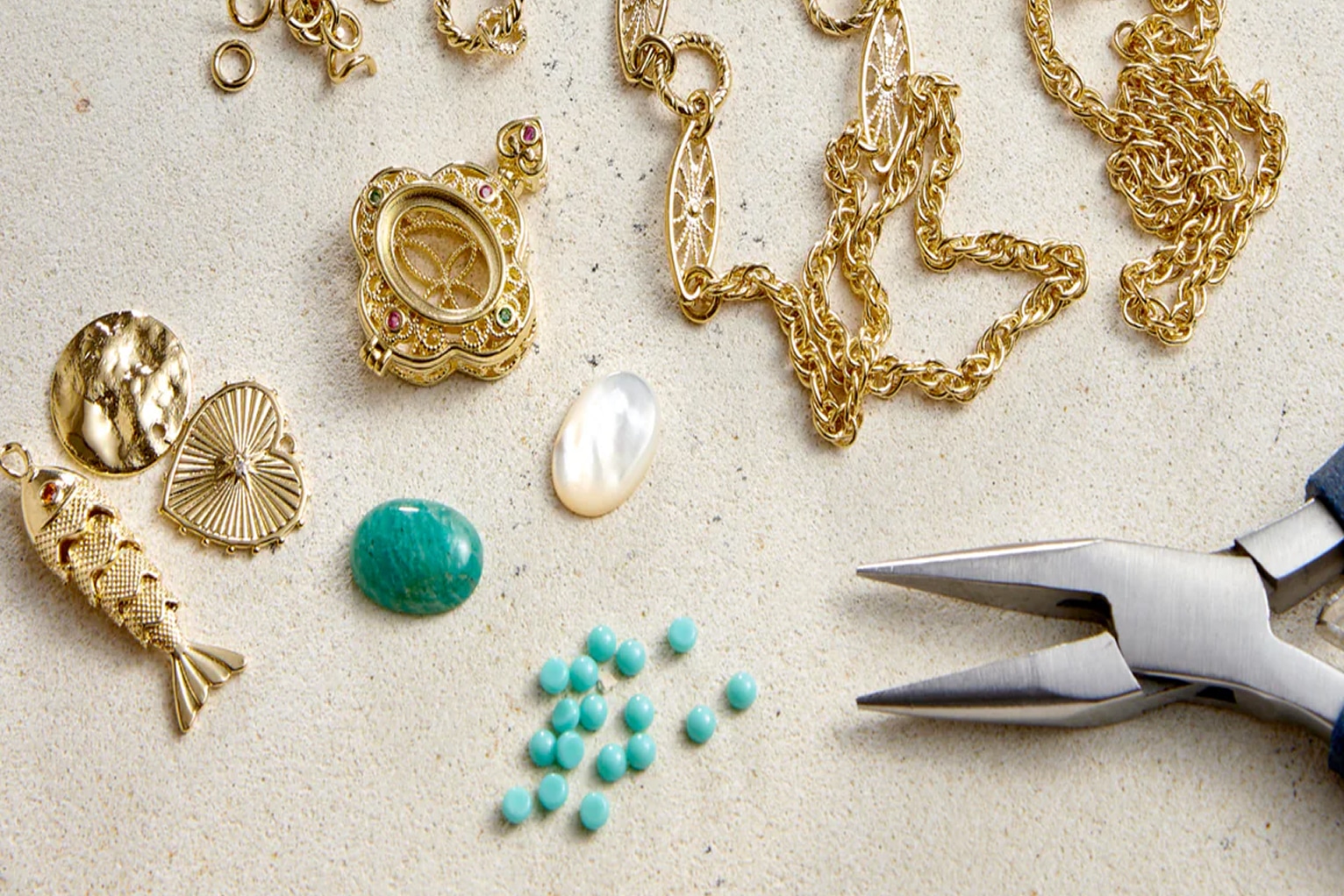 L’art délicat de Virginie Berman, ou la poésie d’un bijou porté près de la peau